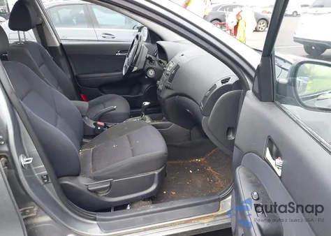 2010 Hyundai Elantra Touring Se from USA, damaged, VIN KMHDC8AE6AU072991